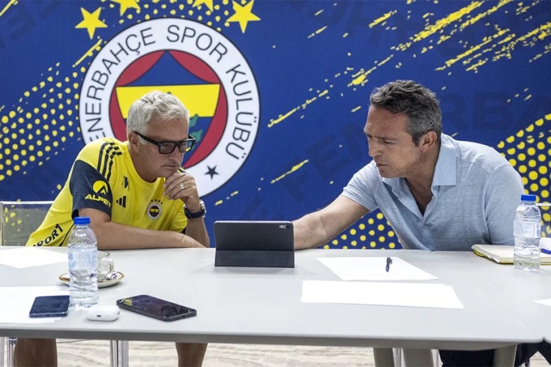 Ali Koç döneminin 2. Meksikalı futbolcu transferi gerçekleşebilir