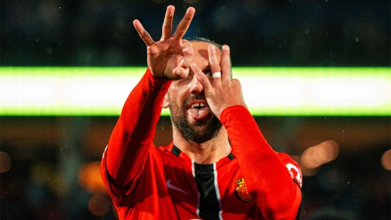 Ve Vedat Muriqi ile anlaşma sağlandı, ön protokol imzalandı