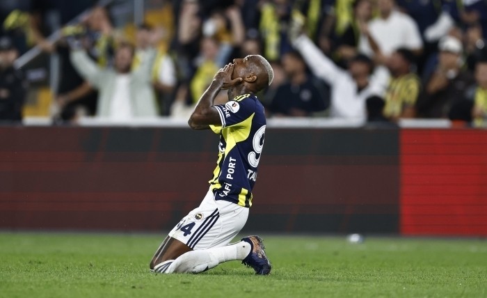 Fenerbahçe'de Anderson Talisca'dan müjdeli haber!