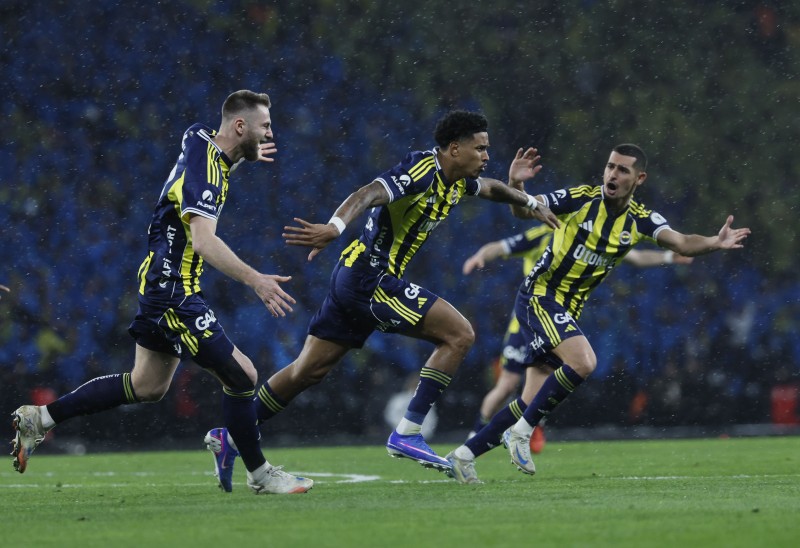 FLAŞ! Jayden Oosterwolde bir anda kararından döndü ve imzayı atıyor