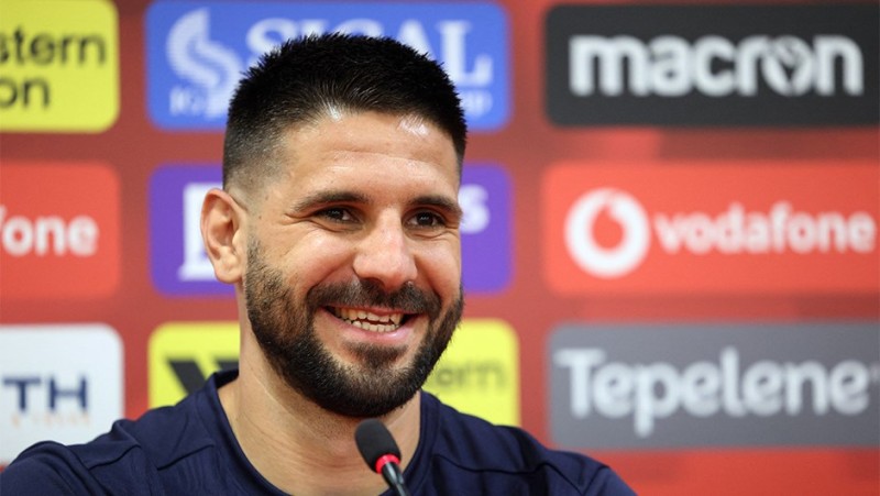 Fenerbahçe'de büyük sürpriz: Mitrovic'in bonservisi belli oldu