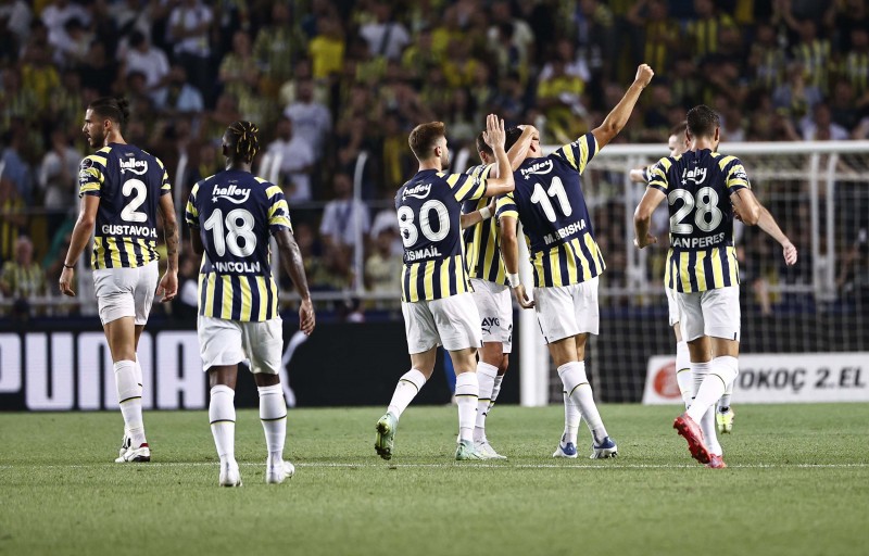 Fenerbahçe'ye tanıdık golcü!