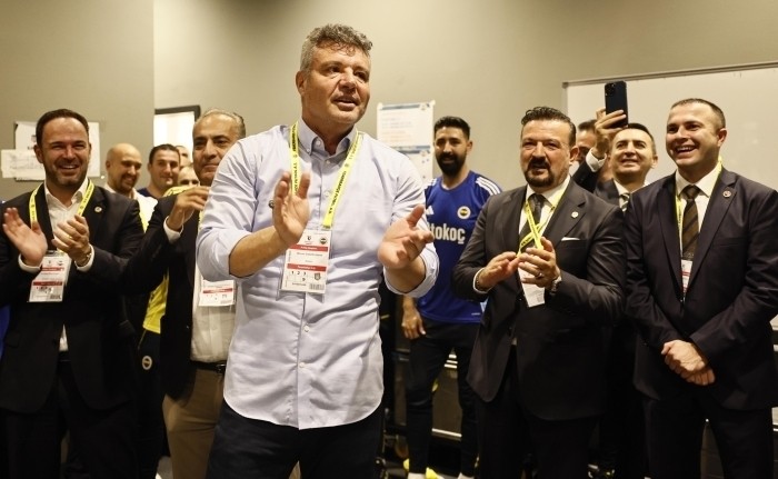 Fenerbahçe, gözünü Galatasaray'a kestirdi! Derbi primi belli oldu