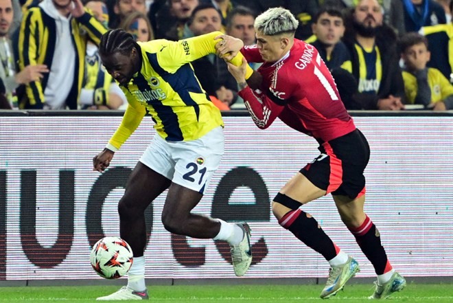 Fenerbahçe'de Bright Osayi-Samuel'in durumu belli oldu